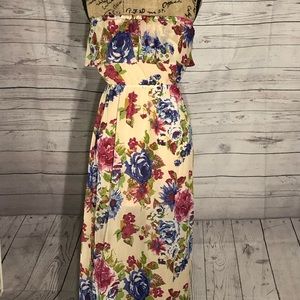 Maxi floral dress